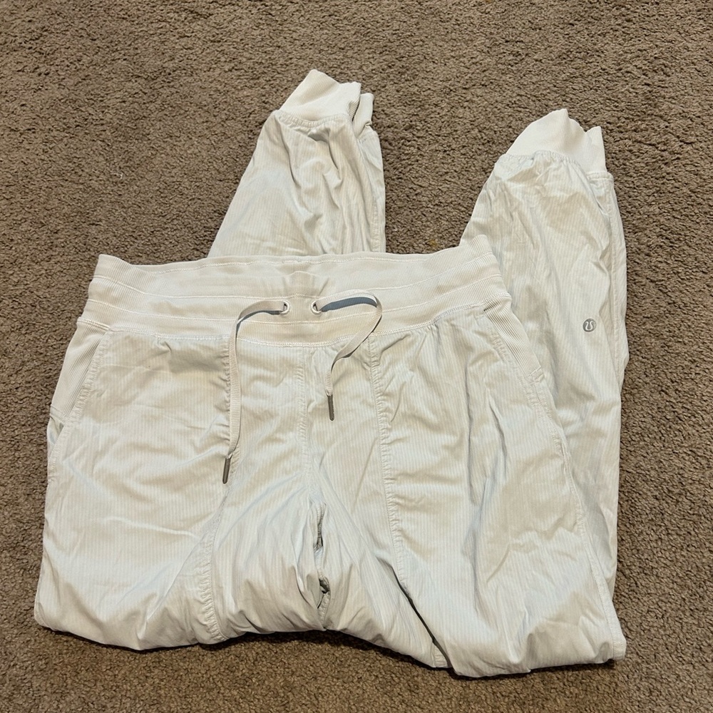 Lululemon Dance studio Jogger | size 10 | light grey | mid rise